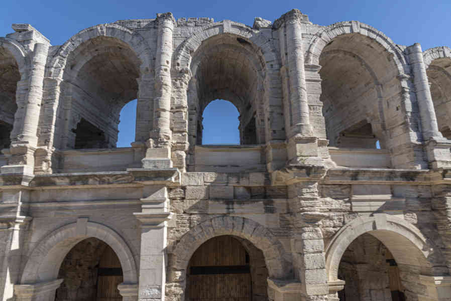 Francia - Arles 016 - Anfiteatro.jpg